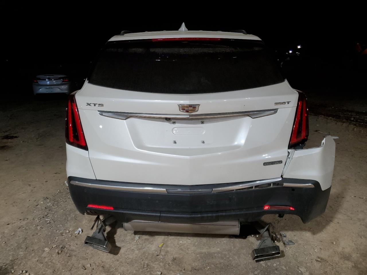 2022 Cadillac XT5 - Image 6