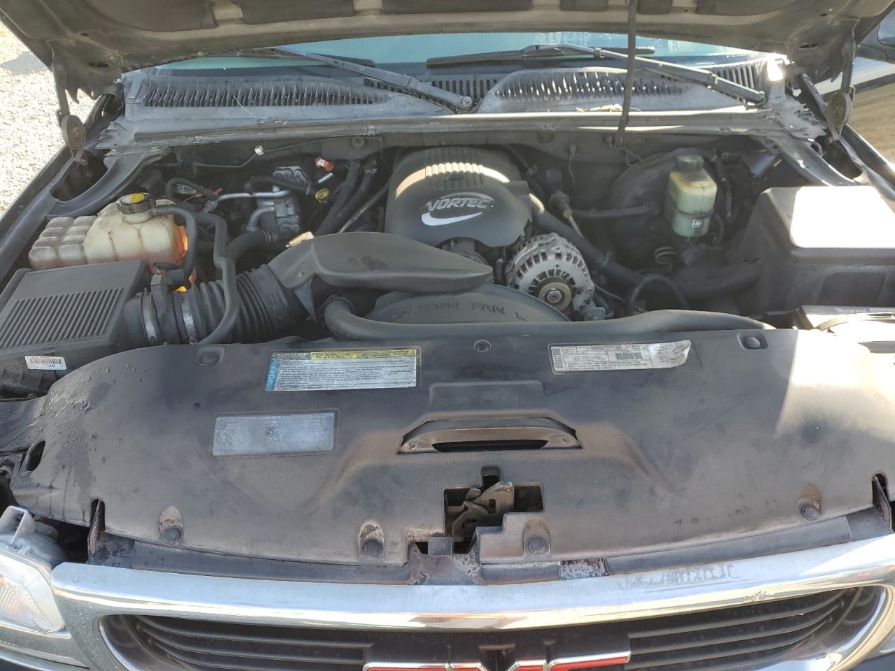 2001 GMC Yukon - Image 12