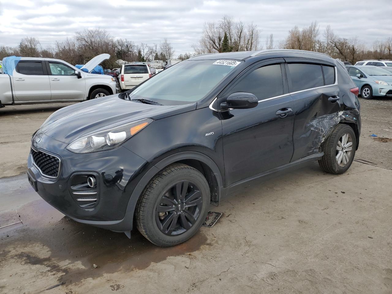 Woodburn, OR에서 판매 중인 2018 Kia Sportage Lx - Side