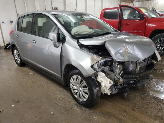  NISSAN VERSA 2012 Srebrny