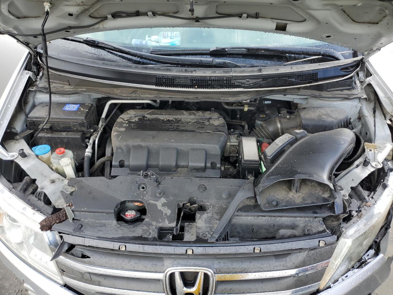 2011 Honda Odyssey - Image 13