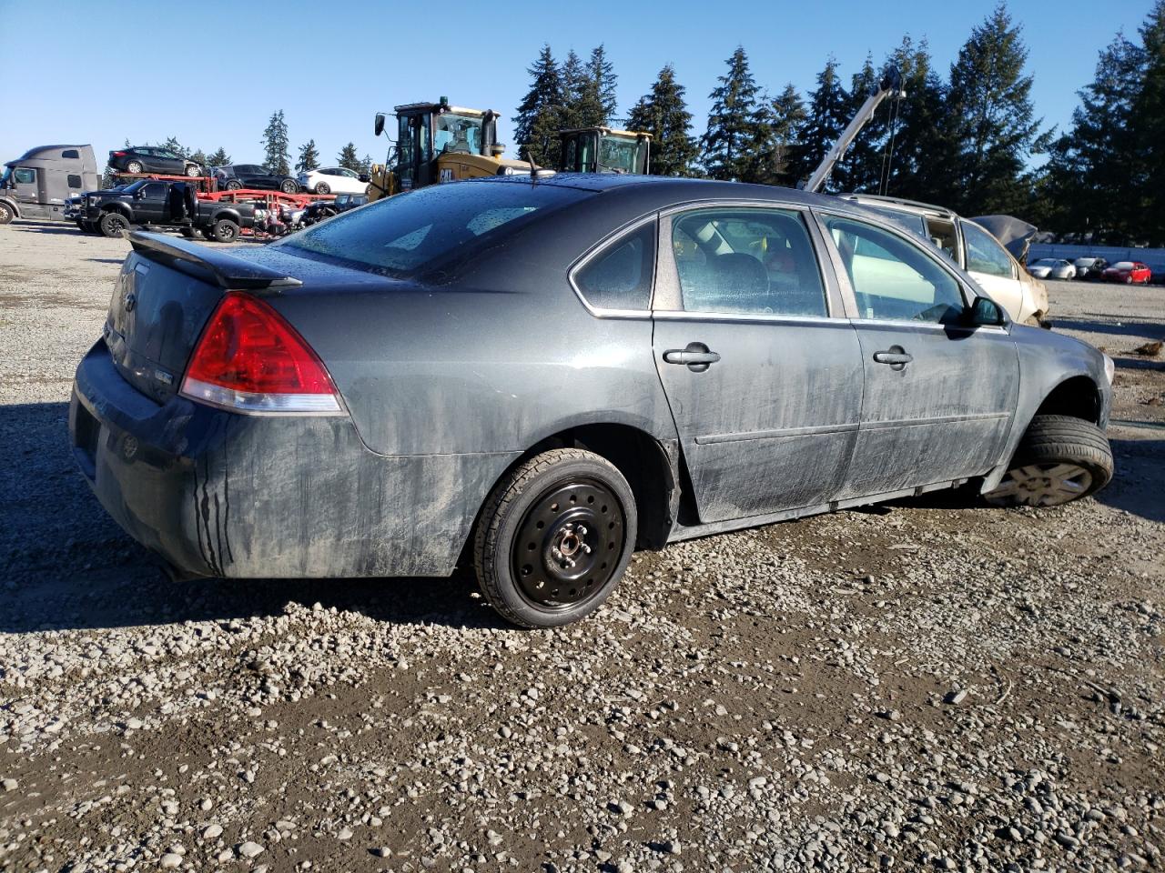 2013 Chevrolet Impala - Image 3