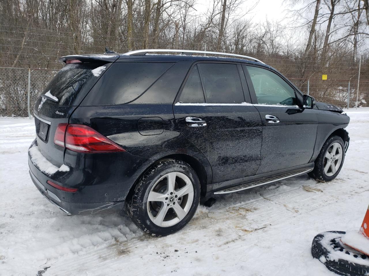2018 Mercedes-Benz GLE - Image 3