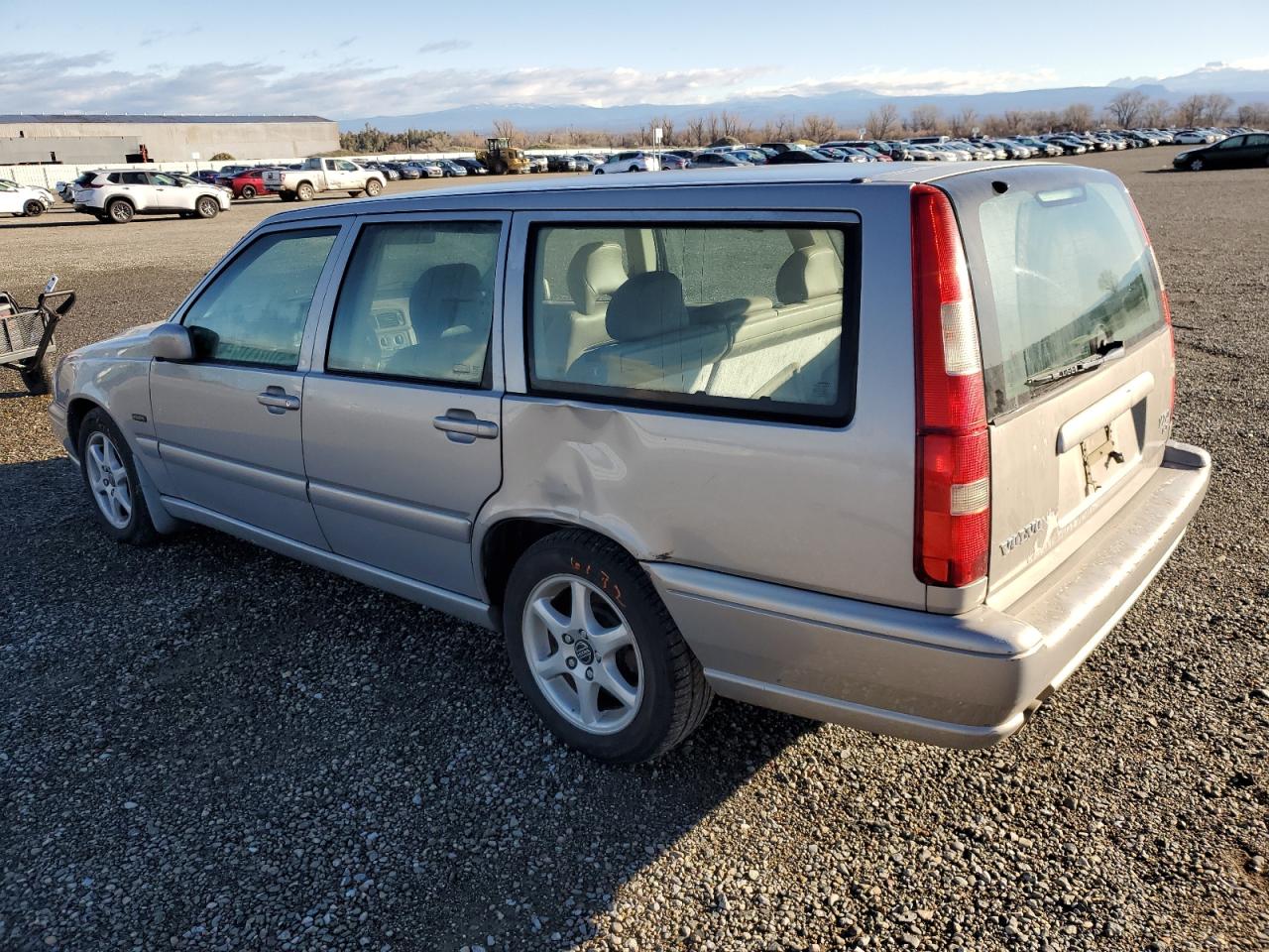 1998 Volvo V70 - Image 2