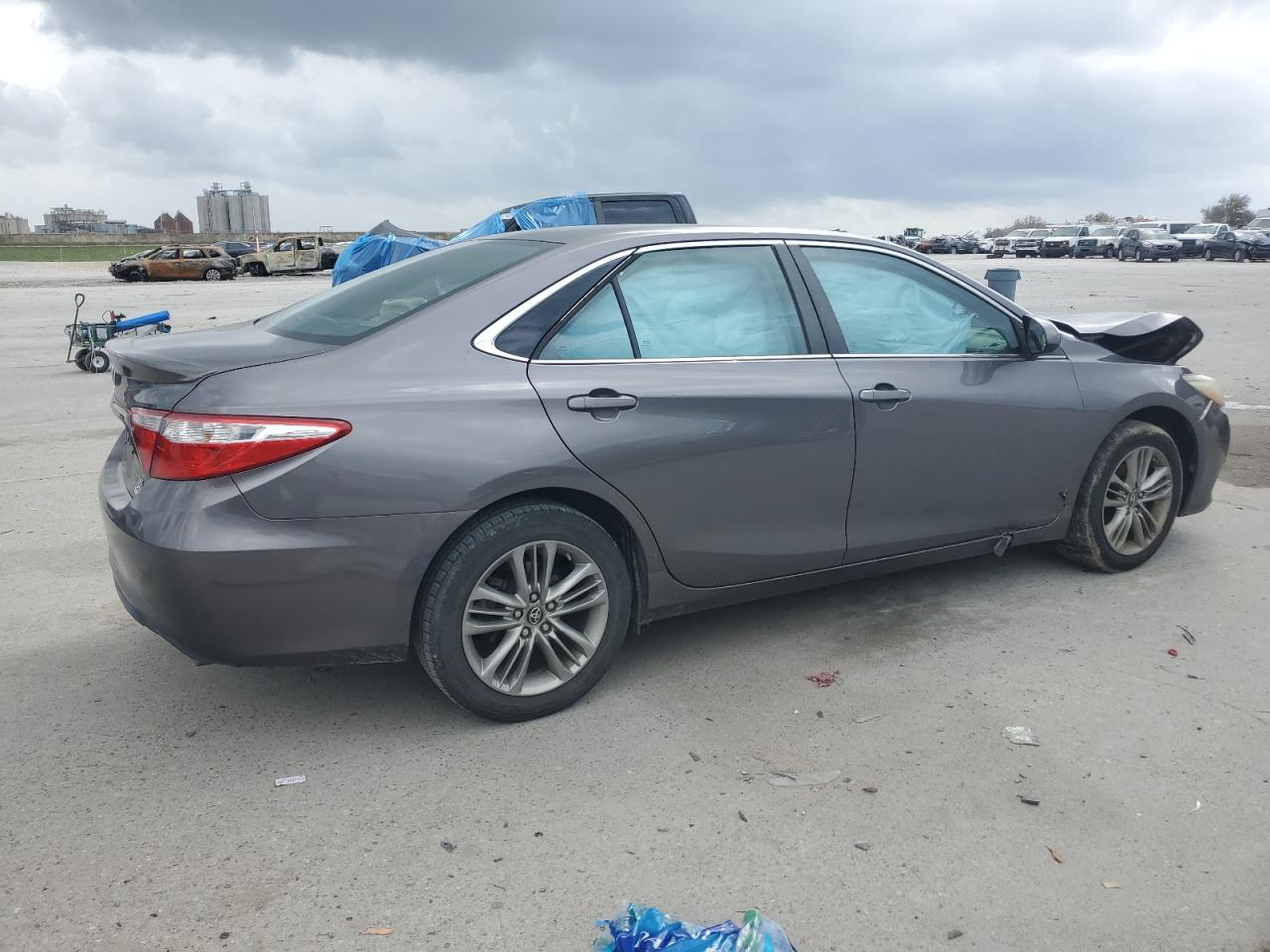 2016 Toyota Camry - Image 3