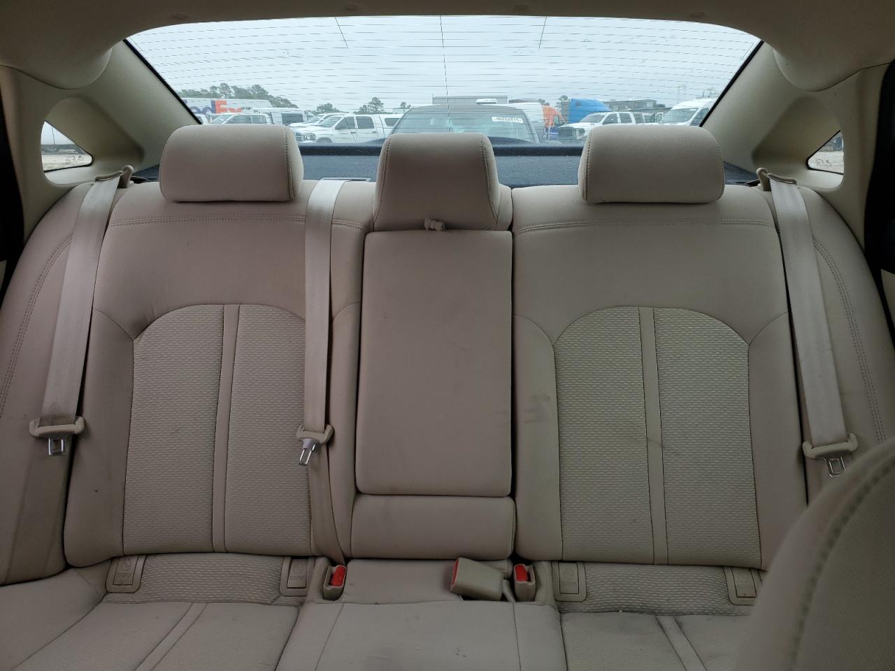 2015 Hyundai Sonata - Image 10