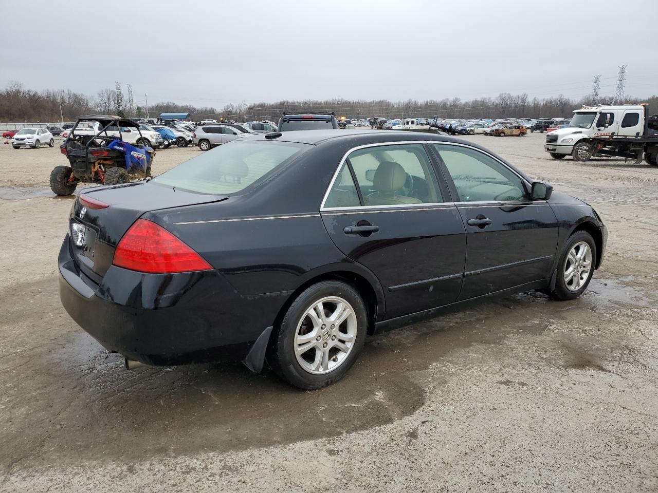 2006 Honda Accord - Image 3