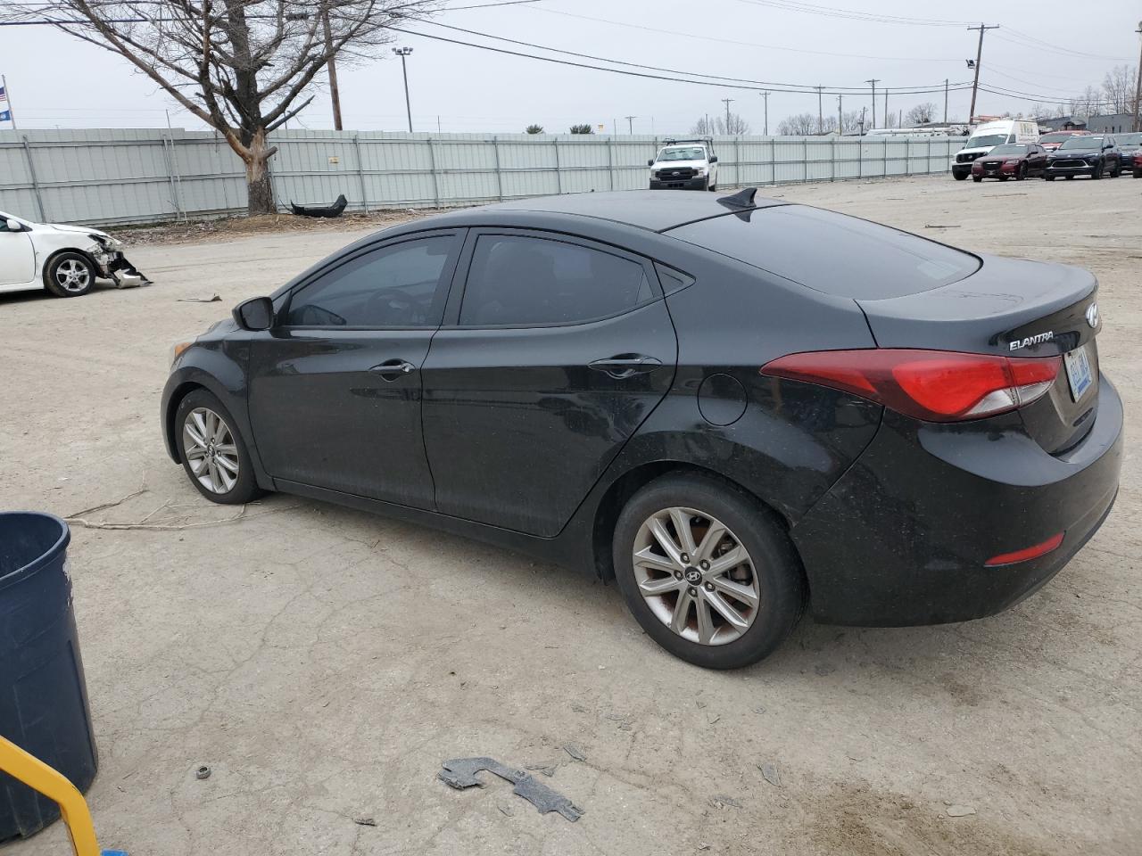 2014 Hyundai Elantra - Image 2