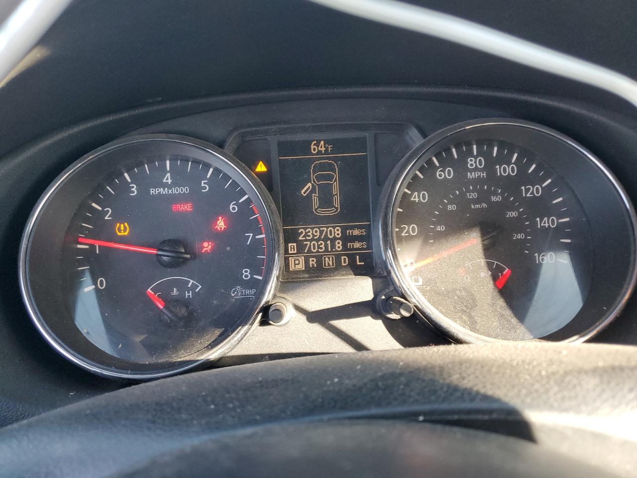 2011 Nissan Rogue - Image 9