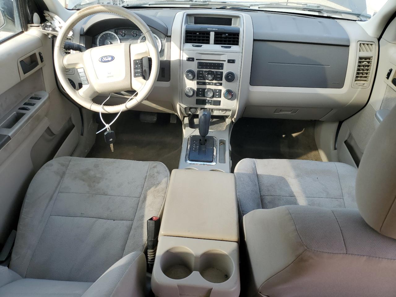 2011 Ford Escape - Image 8