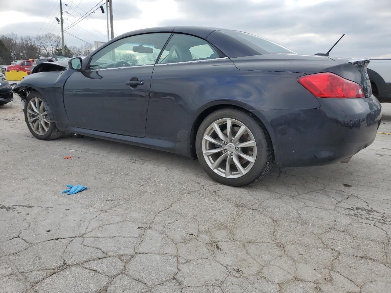2013 Infiniti G - Image 2