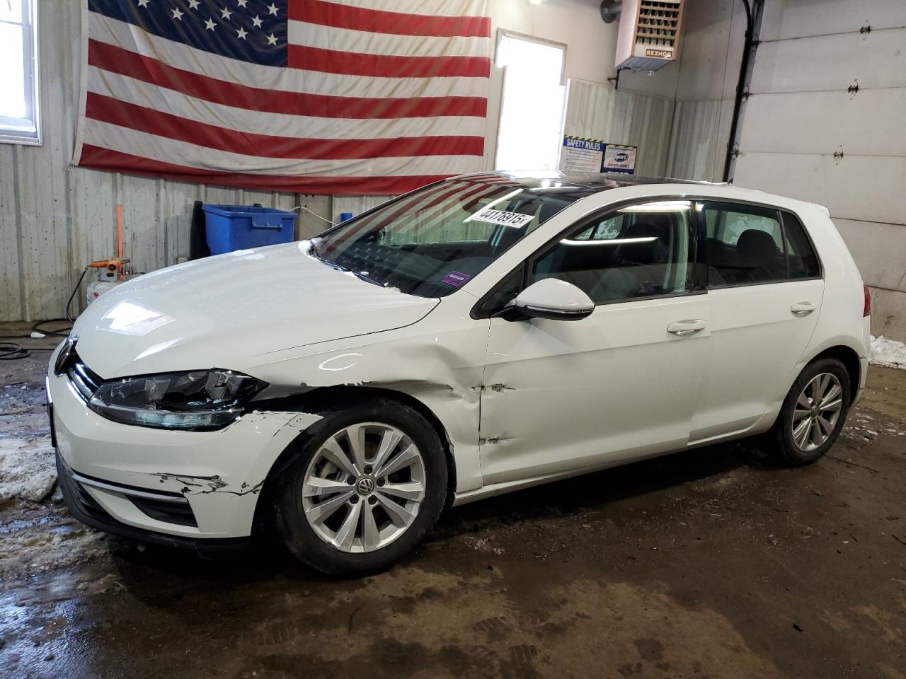 2021 Volkswagen Golf - Image 1