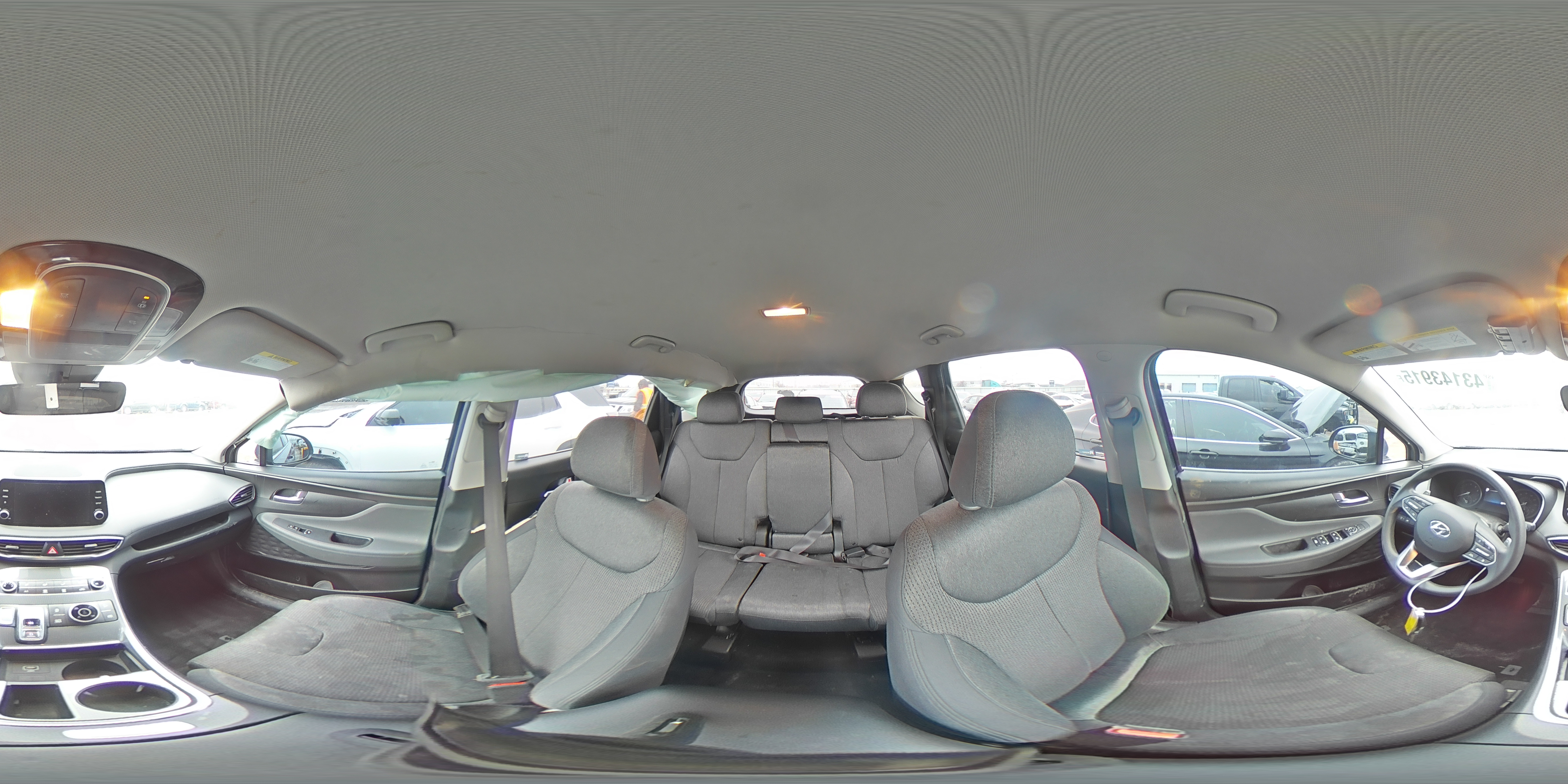 2023 Hyundai Santa Fe - Image 15