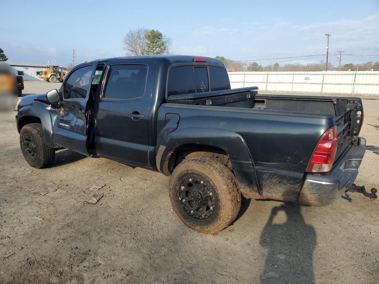 2007 Toyota Tacoma - Image 2