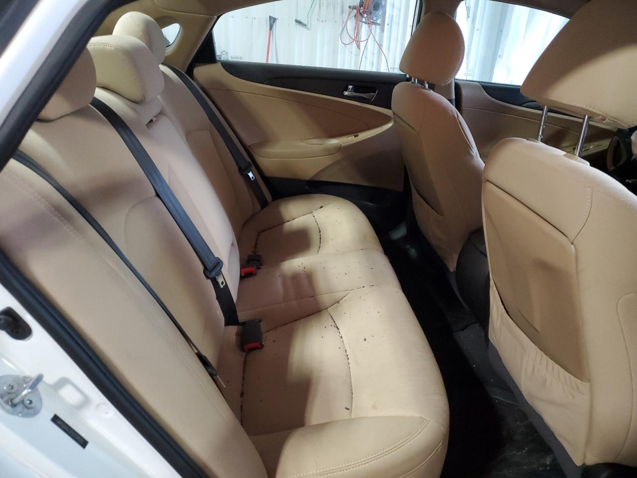 2012 Hyundai Sonata - Image 10