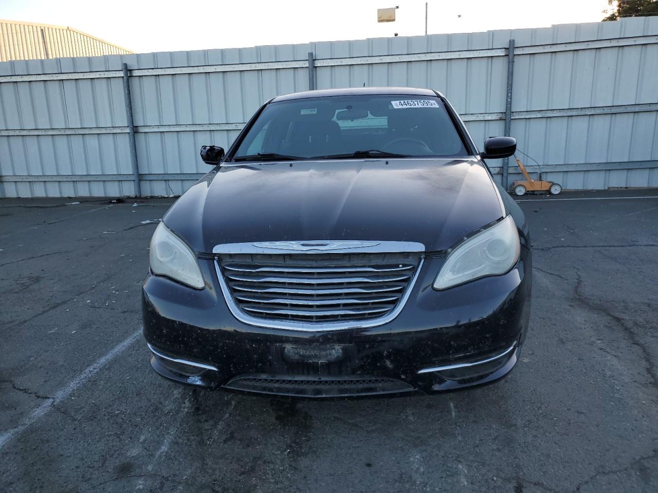 2013 Chrysler 200 - Image 5