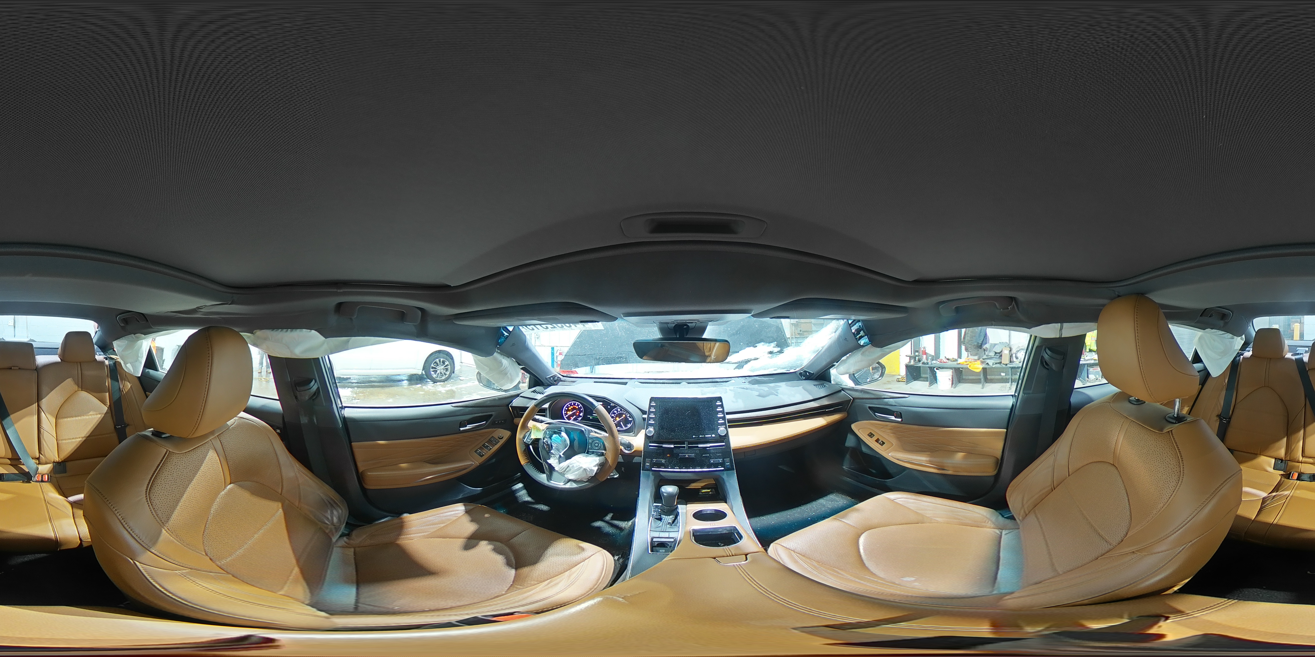 2021 Toyota Avalon - Image 13