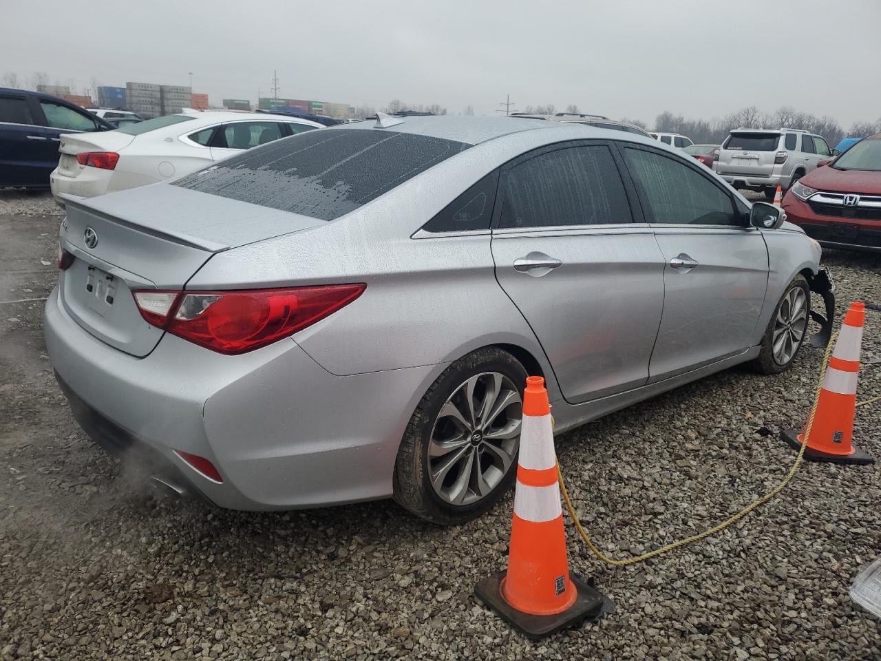 2014 Hyundai Sonata - Image 3