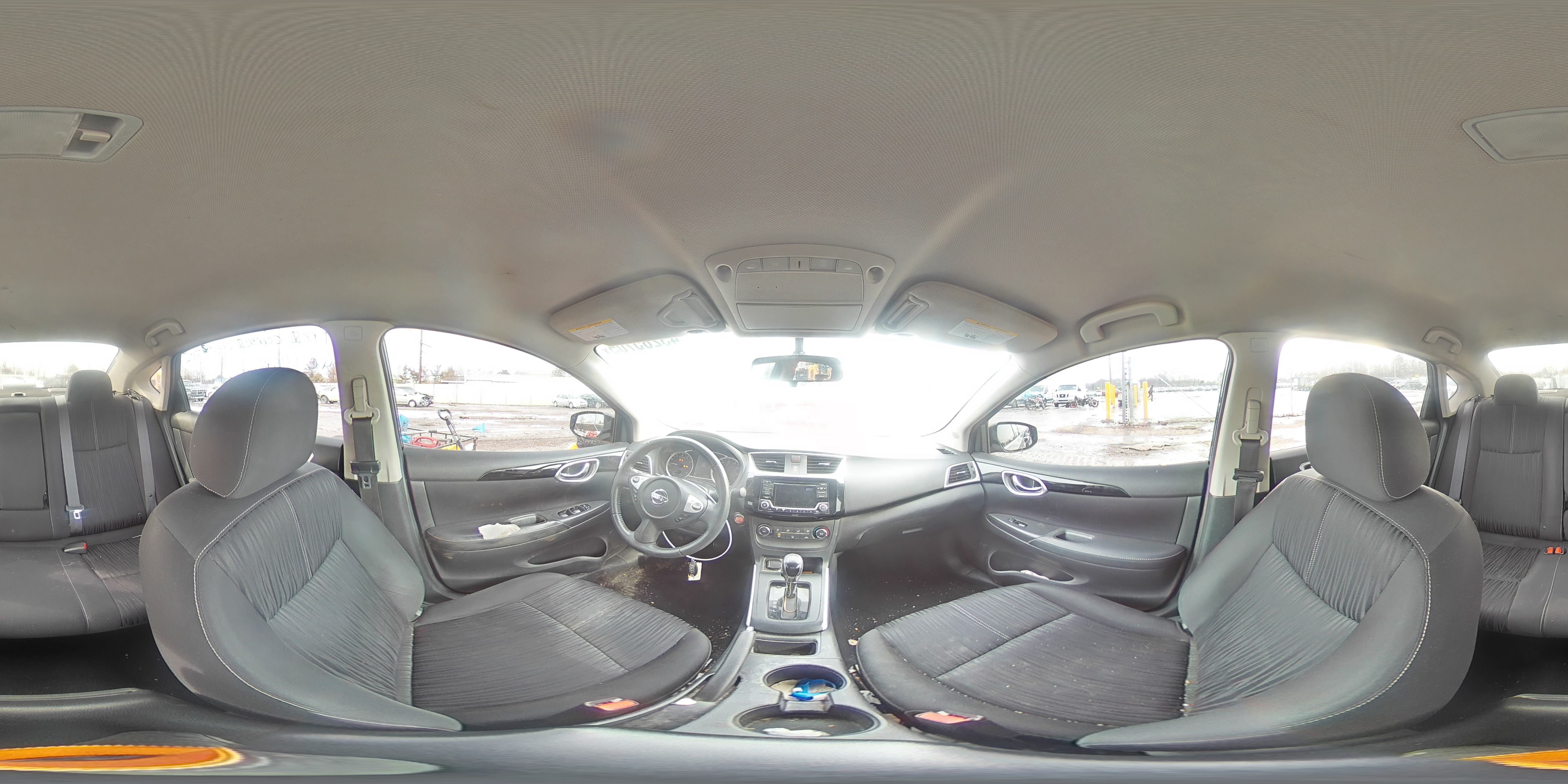 2017 Nissan Sentra - Image 13