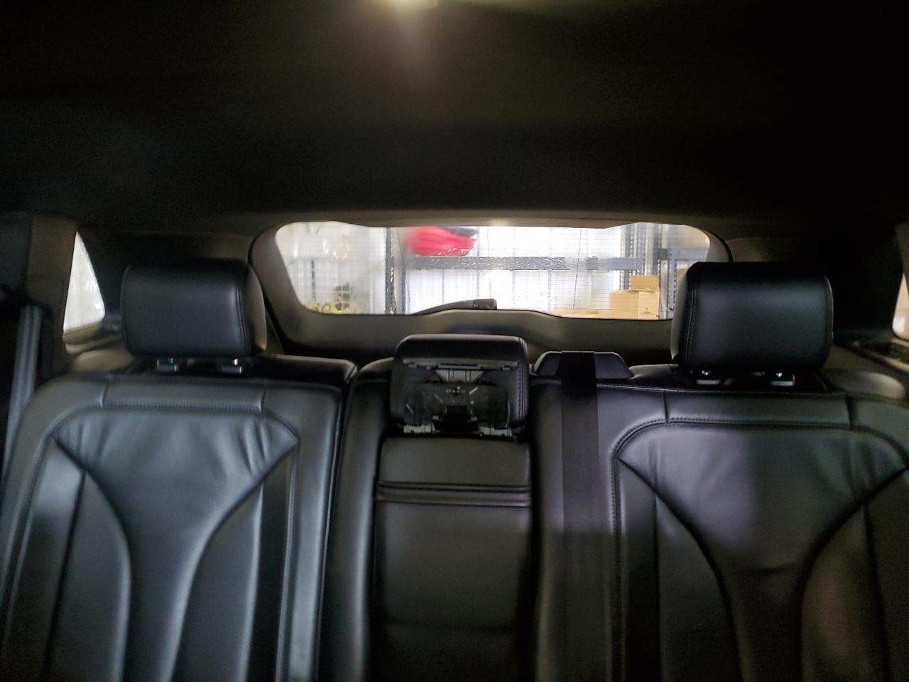 2016 Lincoln MKX - Image 10
