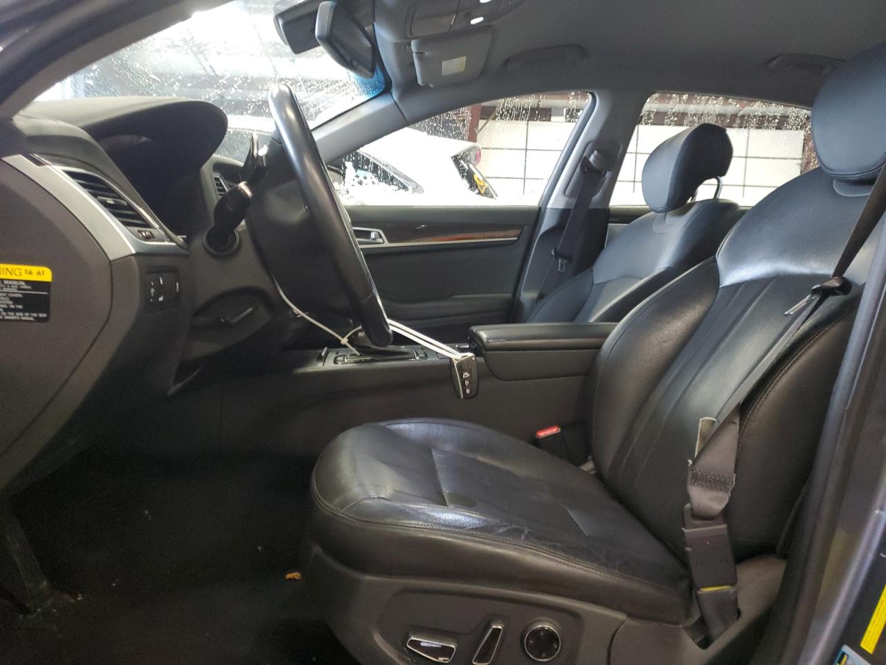 2016 Hyundai Genesis - Image 7