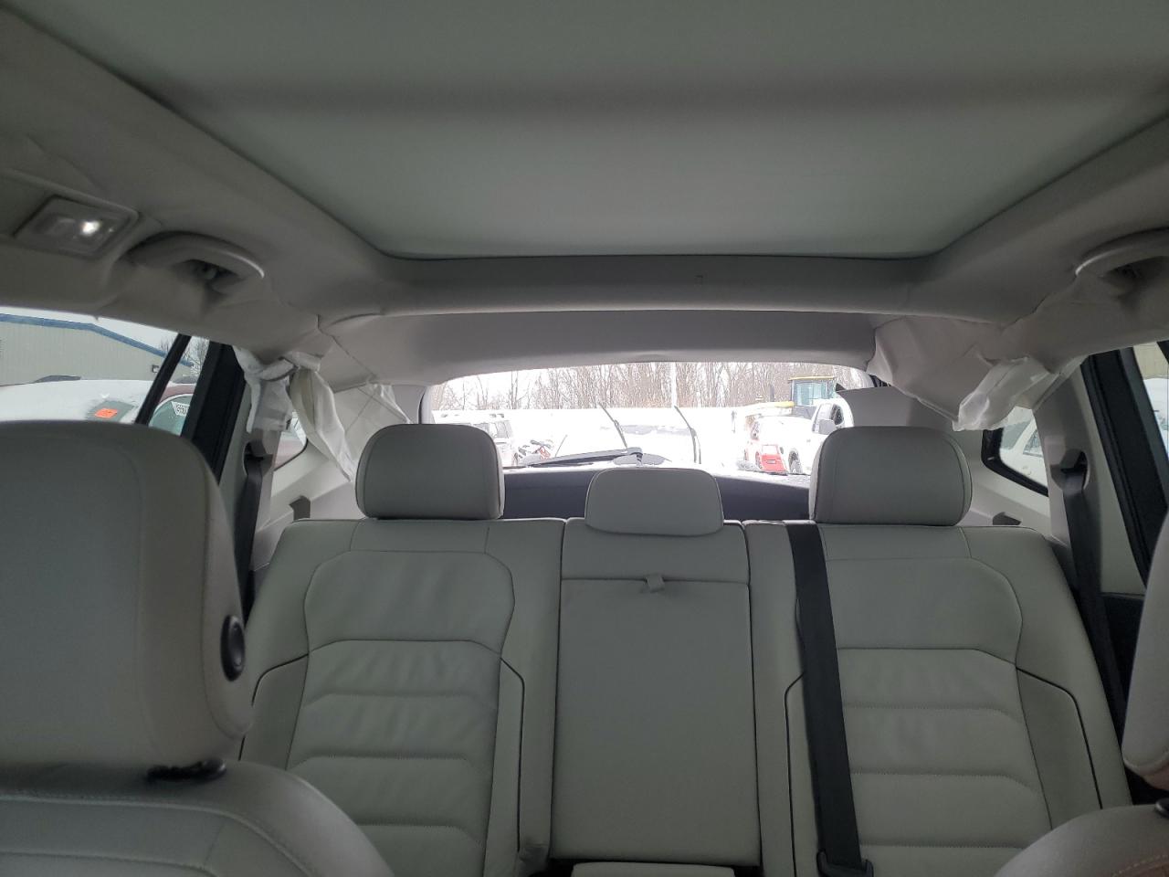 2019 Volkswagen Tiguan - Image 10