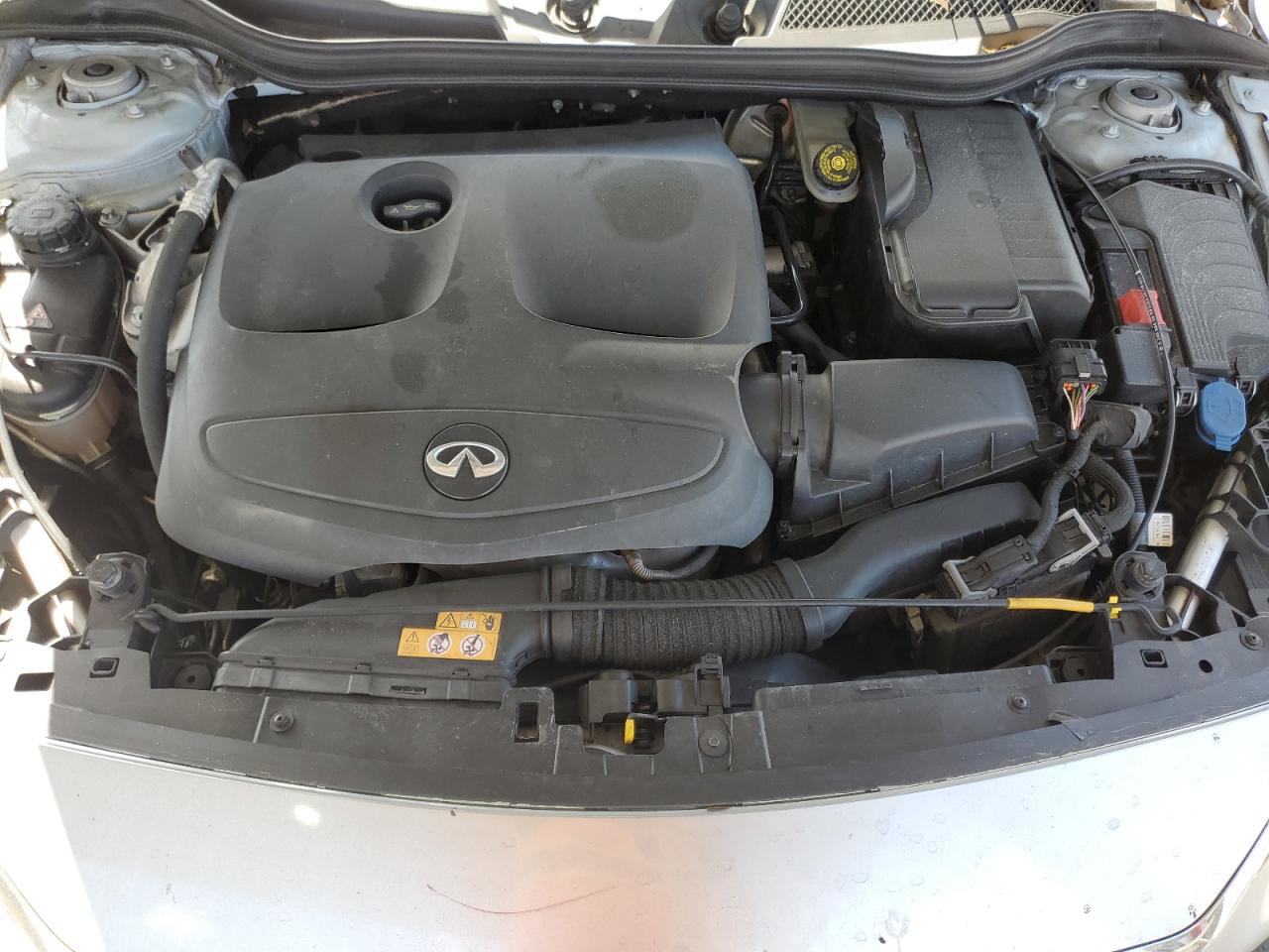 2017 Infiniti QX30 - Image 12