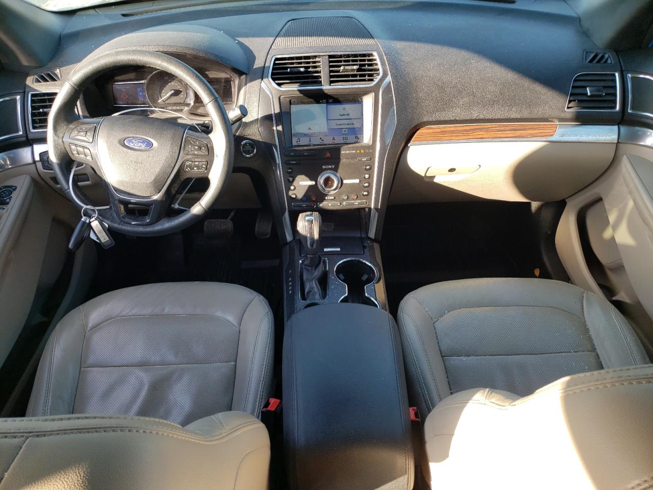 2019 Ford Explorer - Image 8