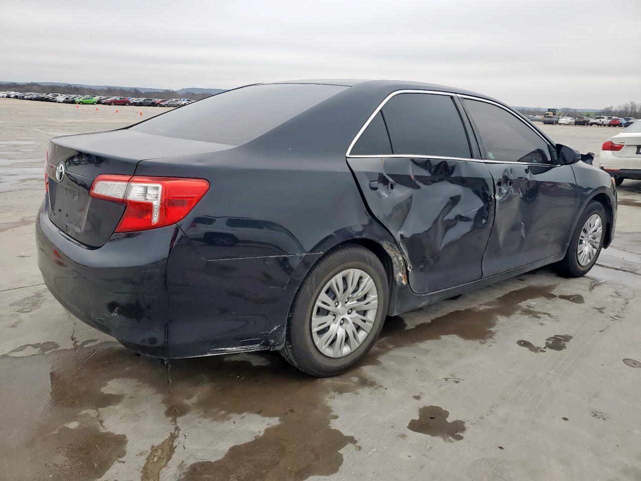 2013 Toyota Camry - Image 3