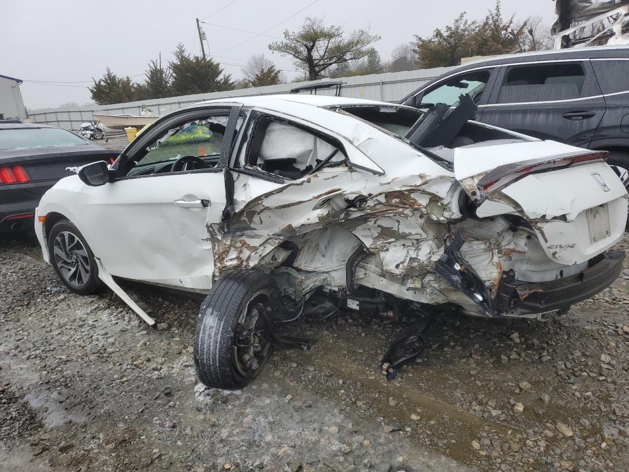 2019 Honda Civic - Image 2