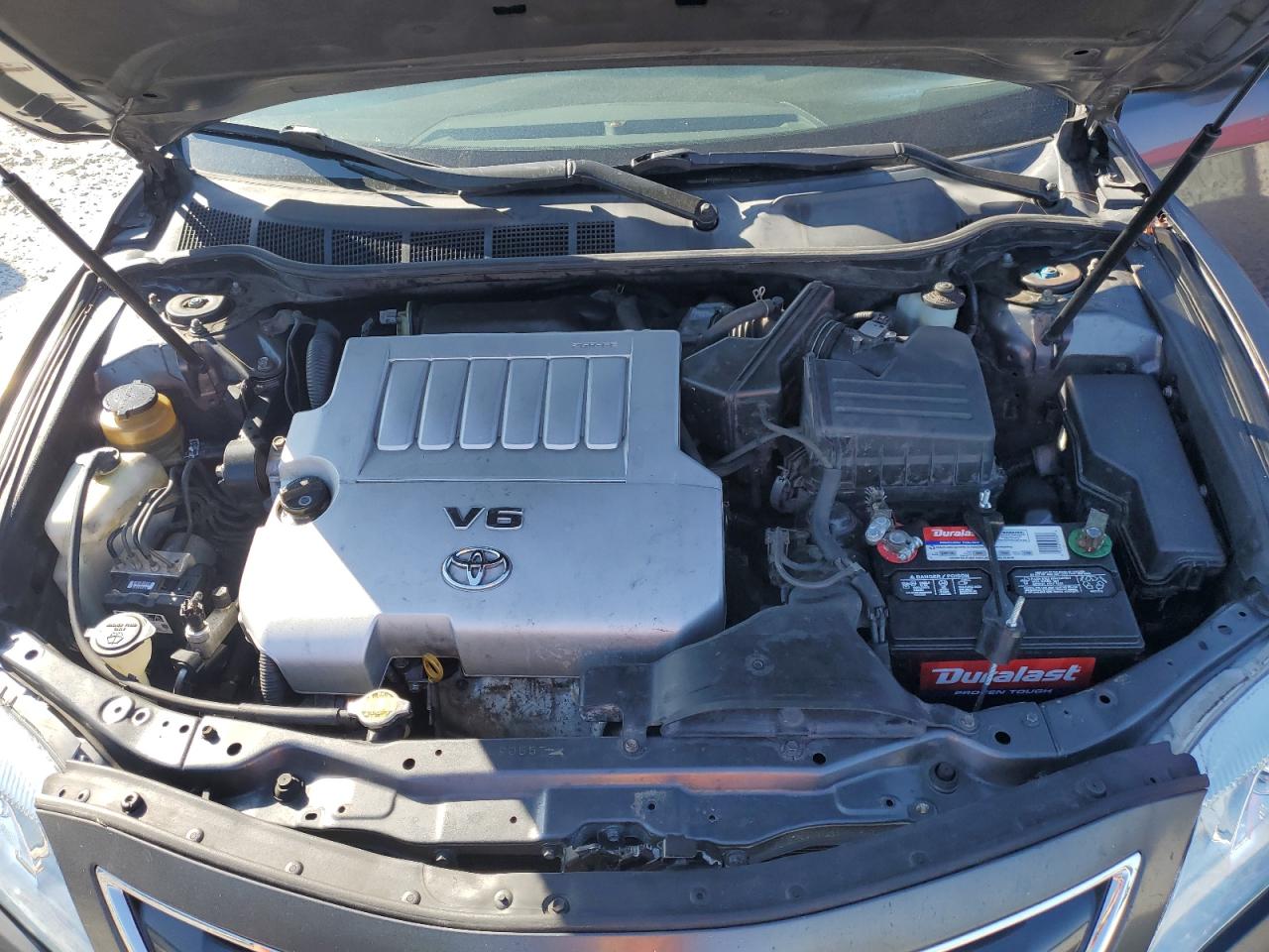 2011 Toyota Camry - Image 11