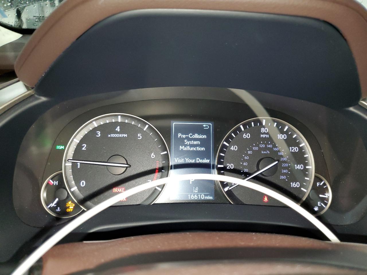 2020 Lexus RX - Image 9
