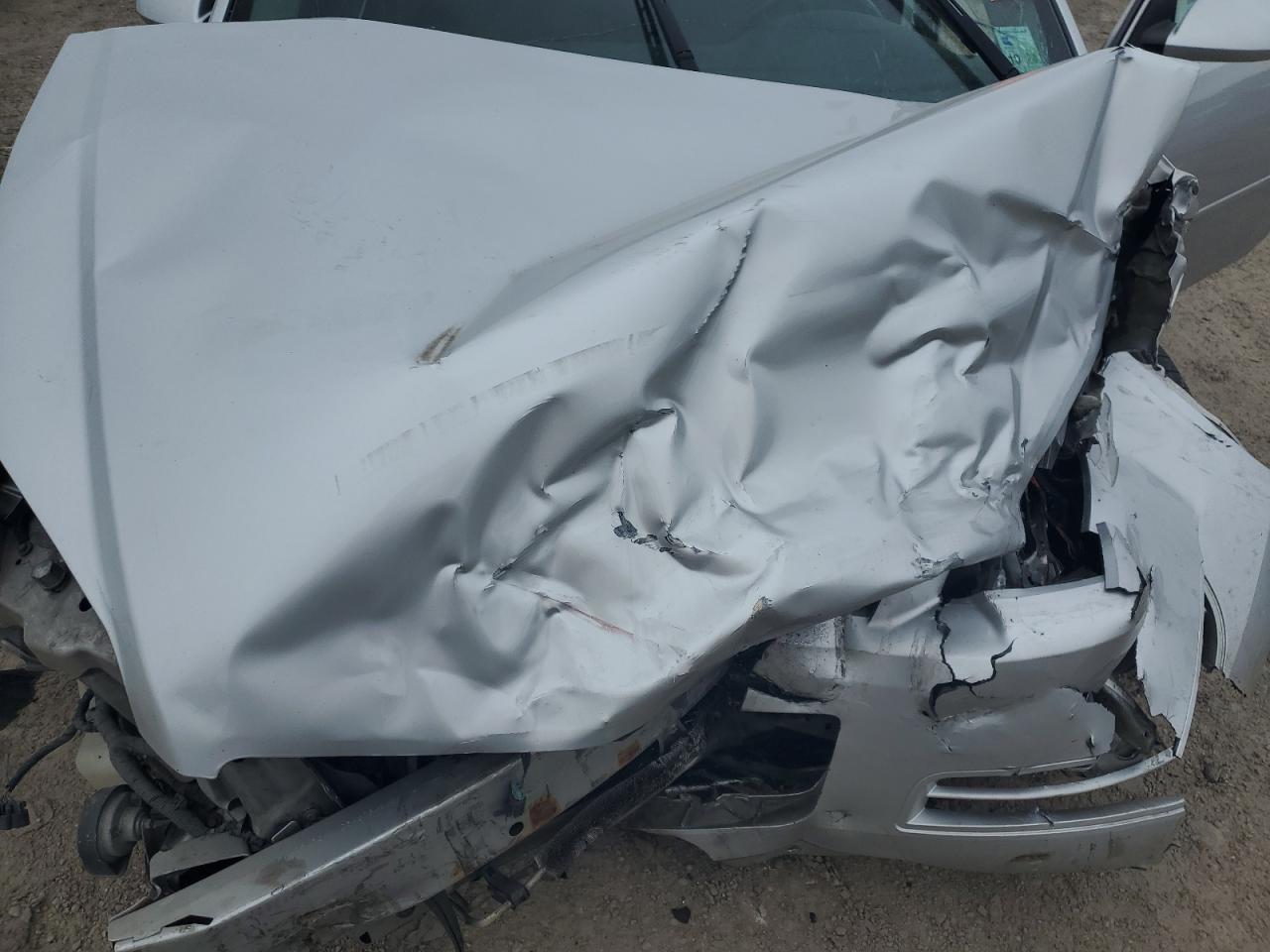 2014 Chevrolet Impala - Image 12