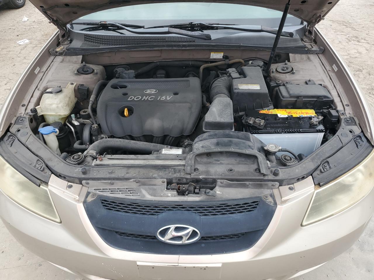2008 Hyundai Sonata - Image 11