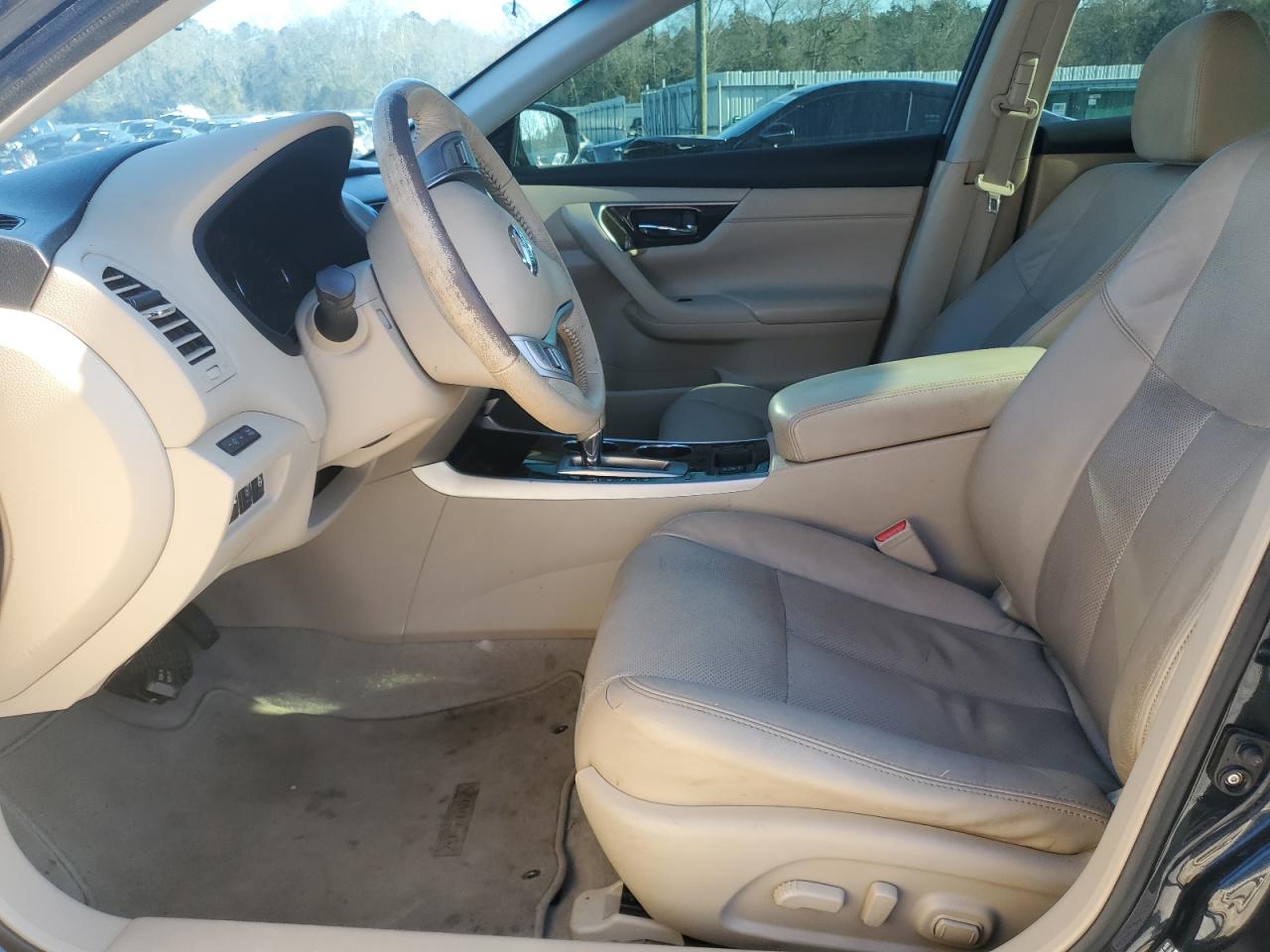 2014 Nissan Altima - Image 7