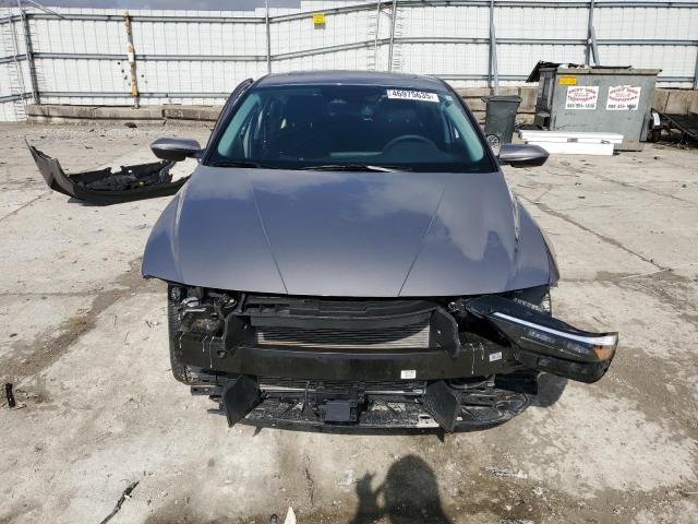  HYUNDAI ELANTRA 2024 Silver
