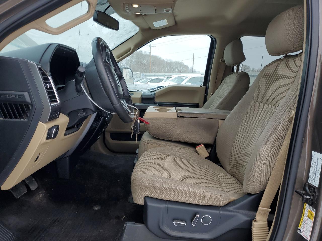 2016 Ford F-150 - Image 7