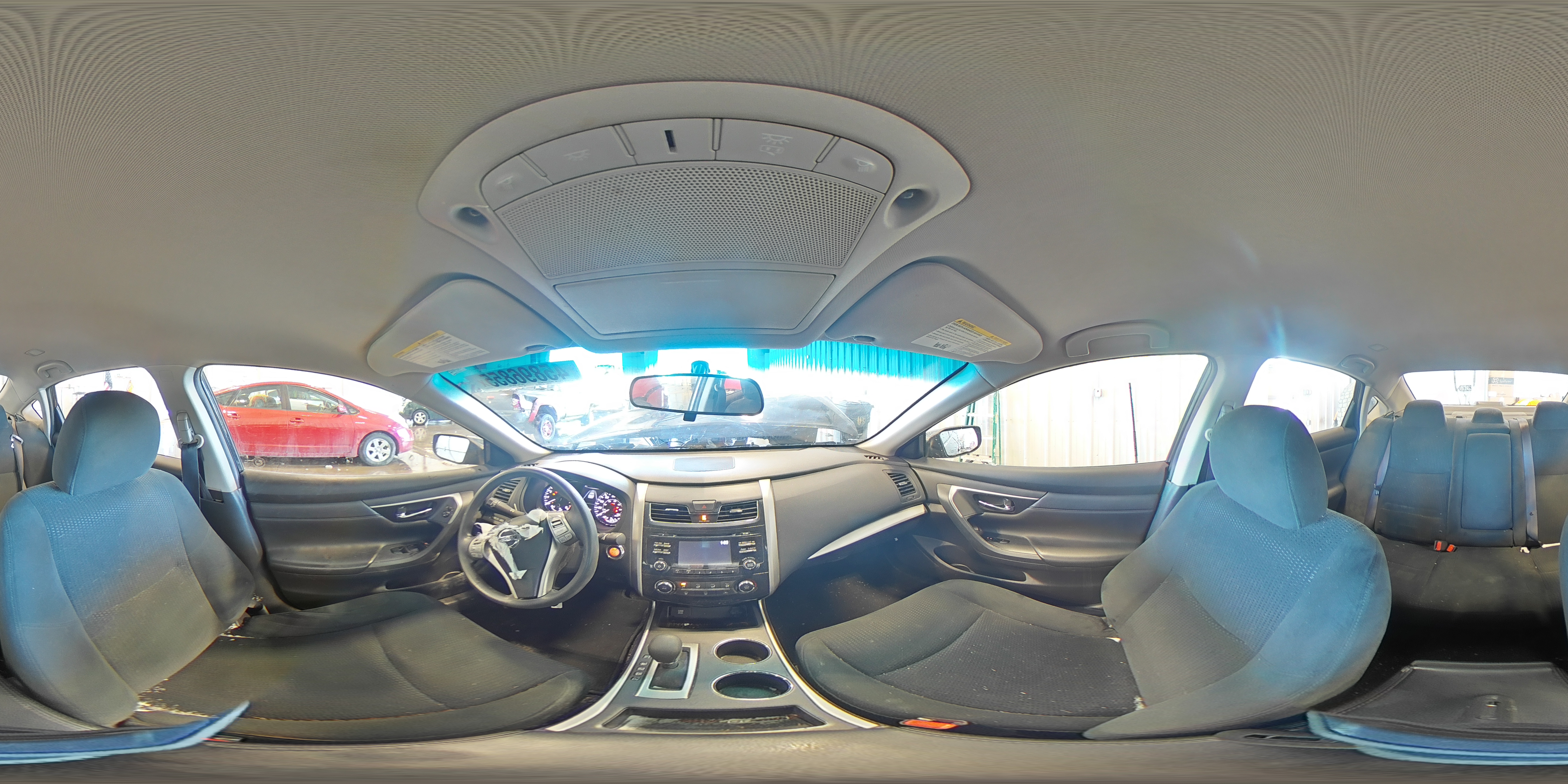 2015 Nissan Altima - Image 14