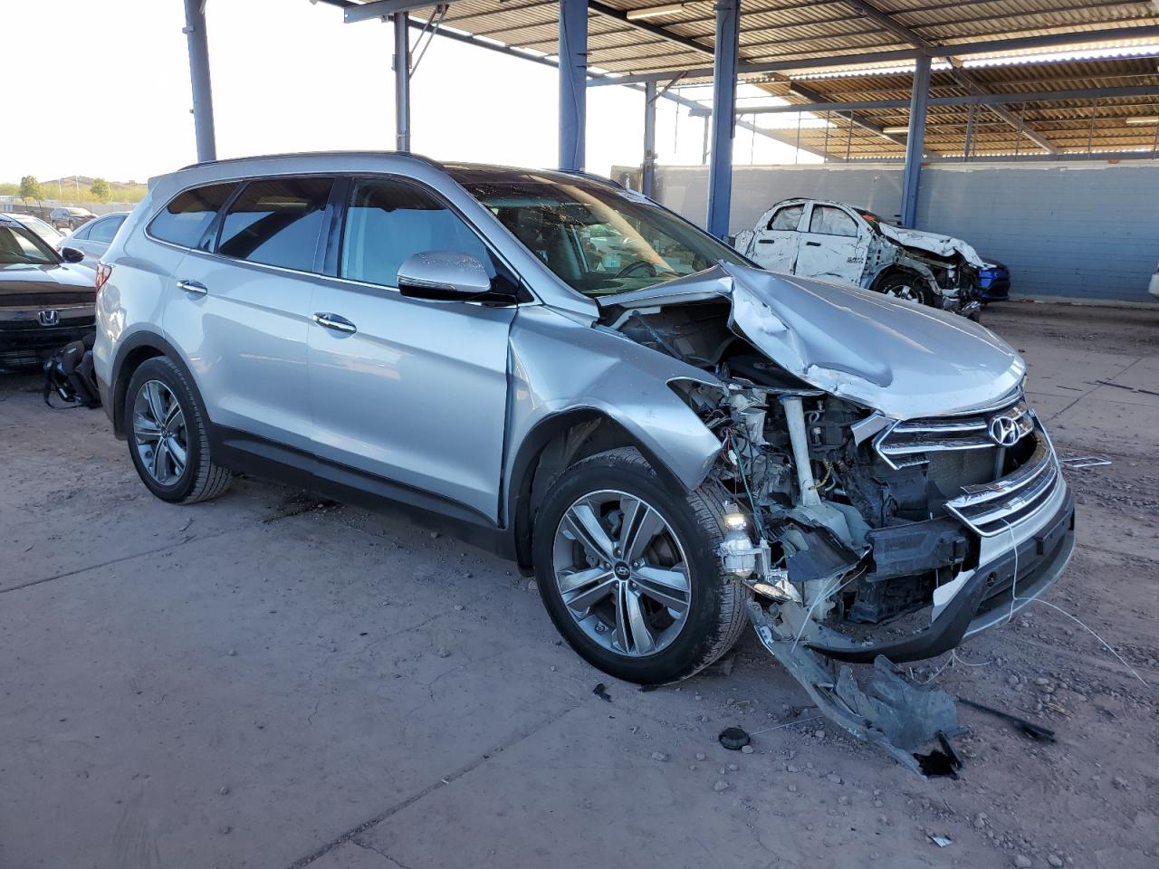 2015 Hyundai Santa Fe - Image 4
