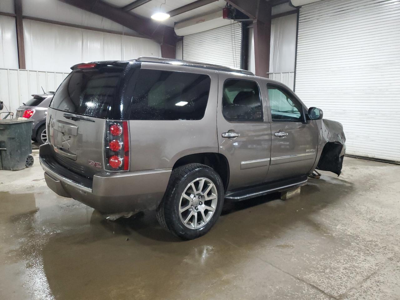 2013 GMC Yukon - Image 3