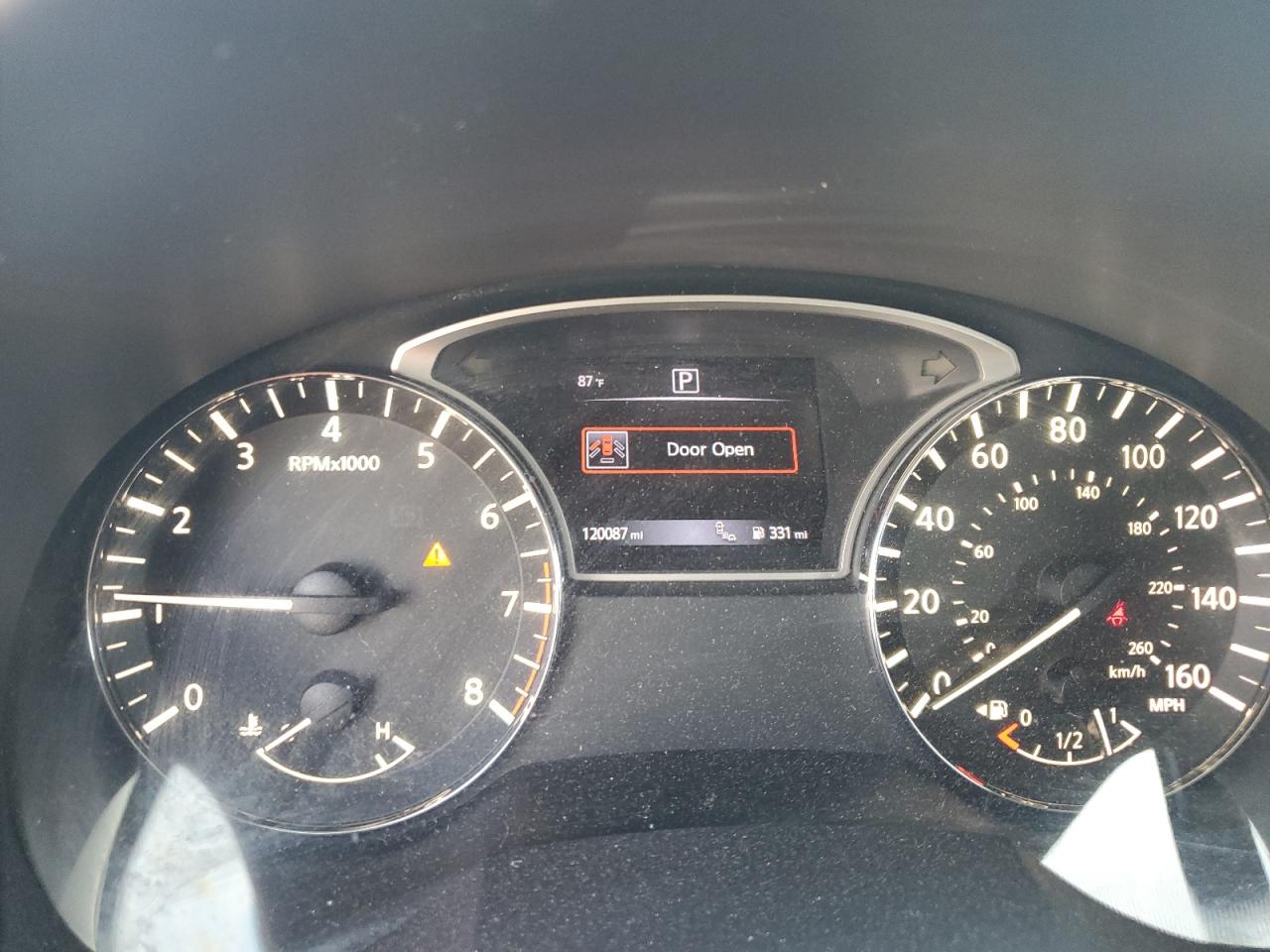 2016 Nissan Altima - Image 9