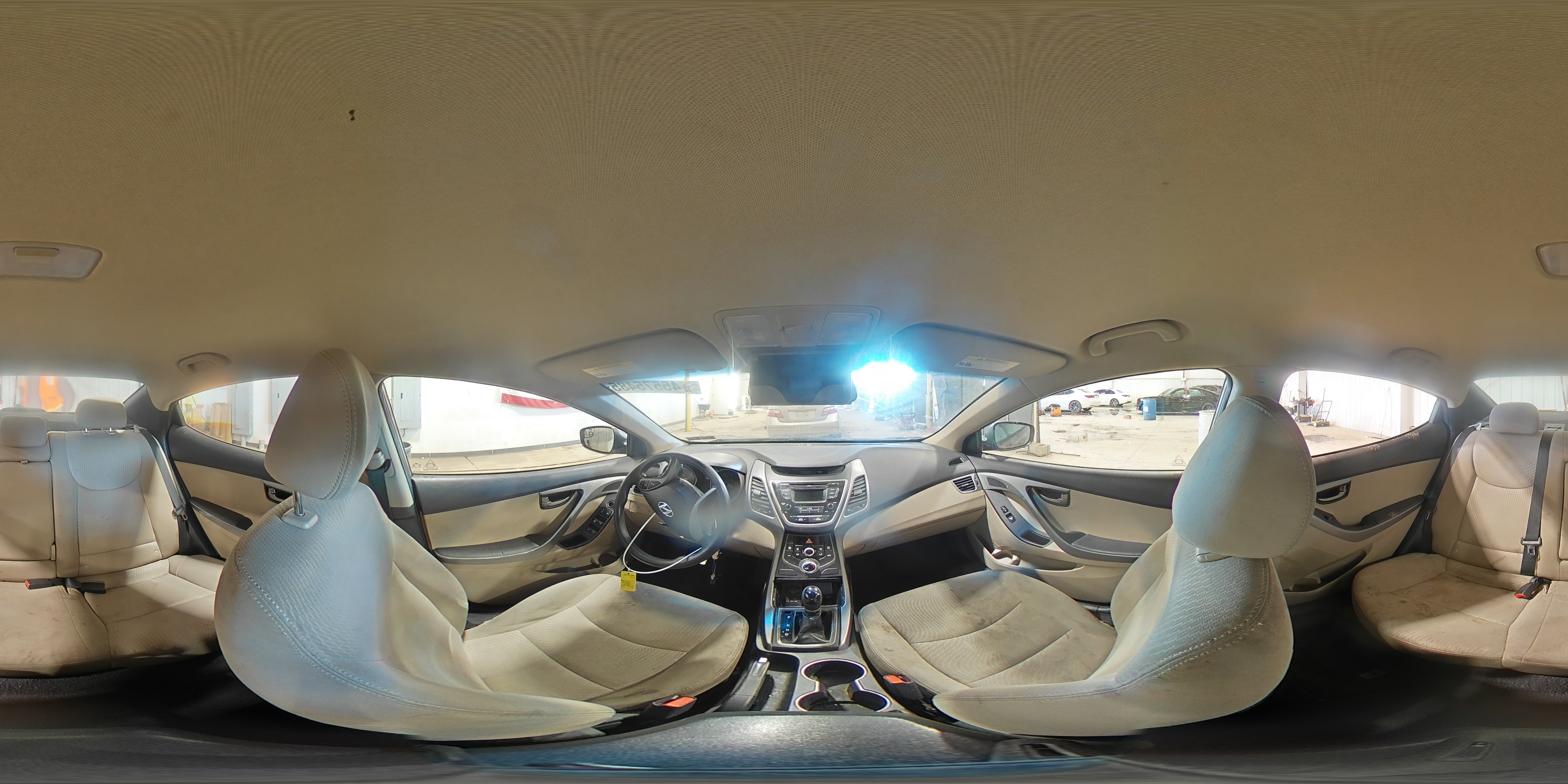 2015 Hyundai Elantra - Image 15