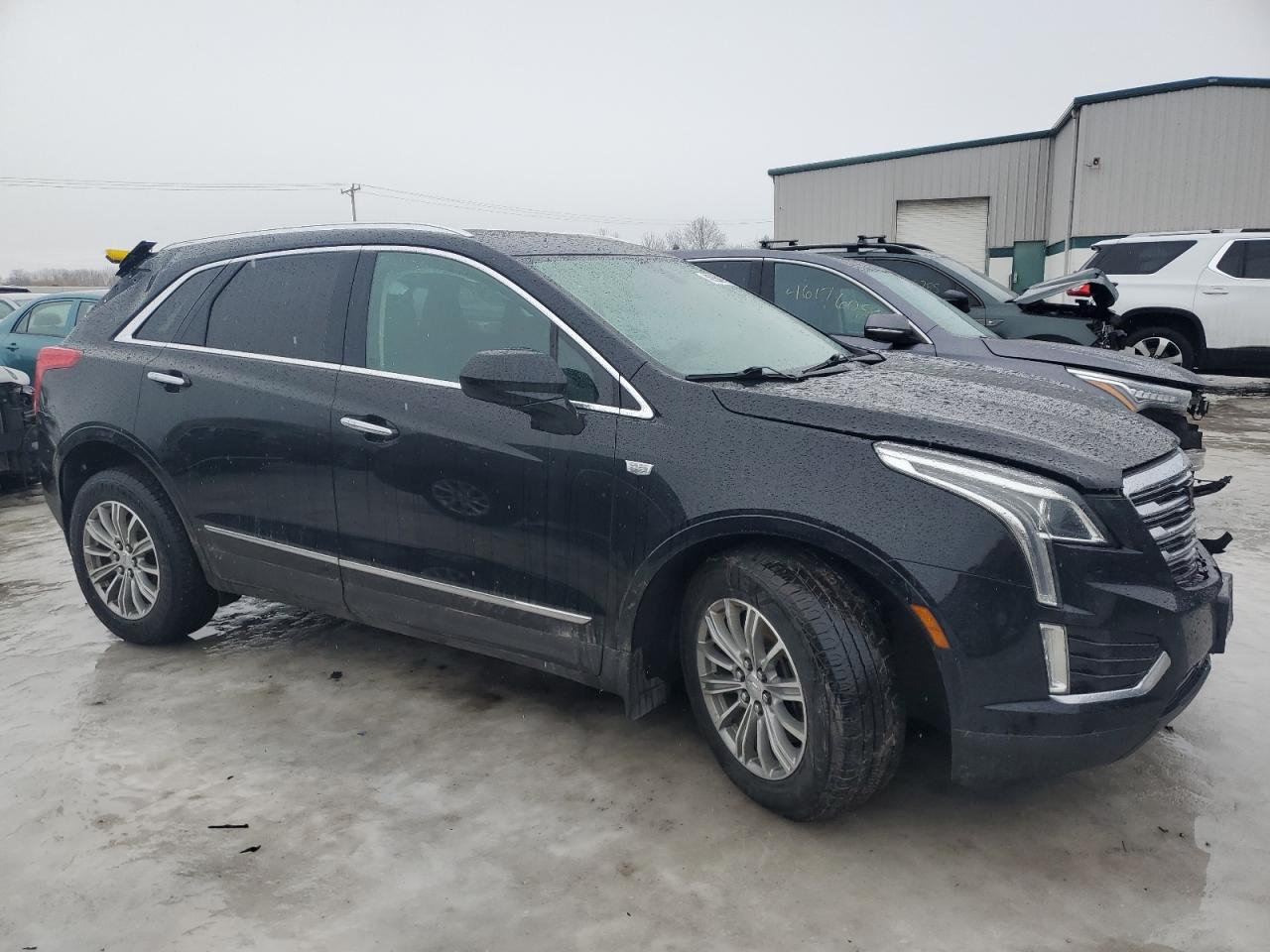 2017 Cadillac XT5 - Image 4