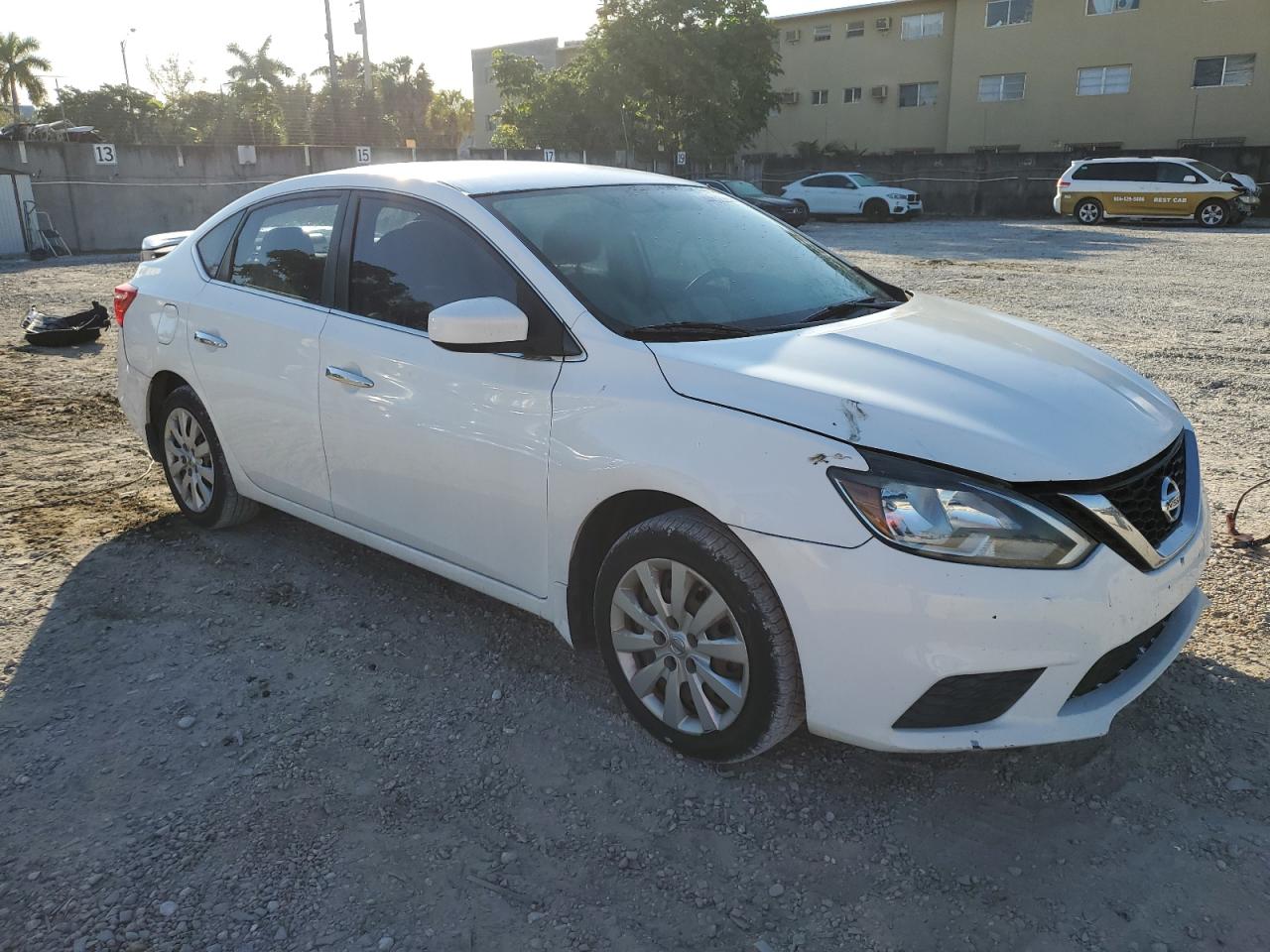 2016 Nissan Sentra - Image 4