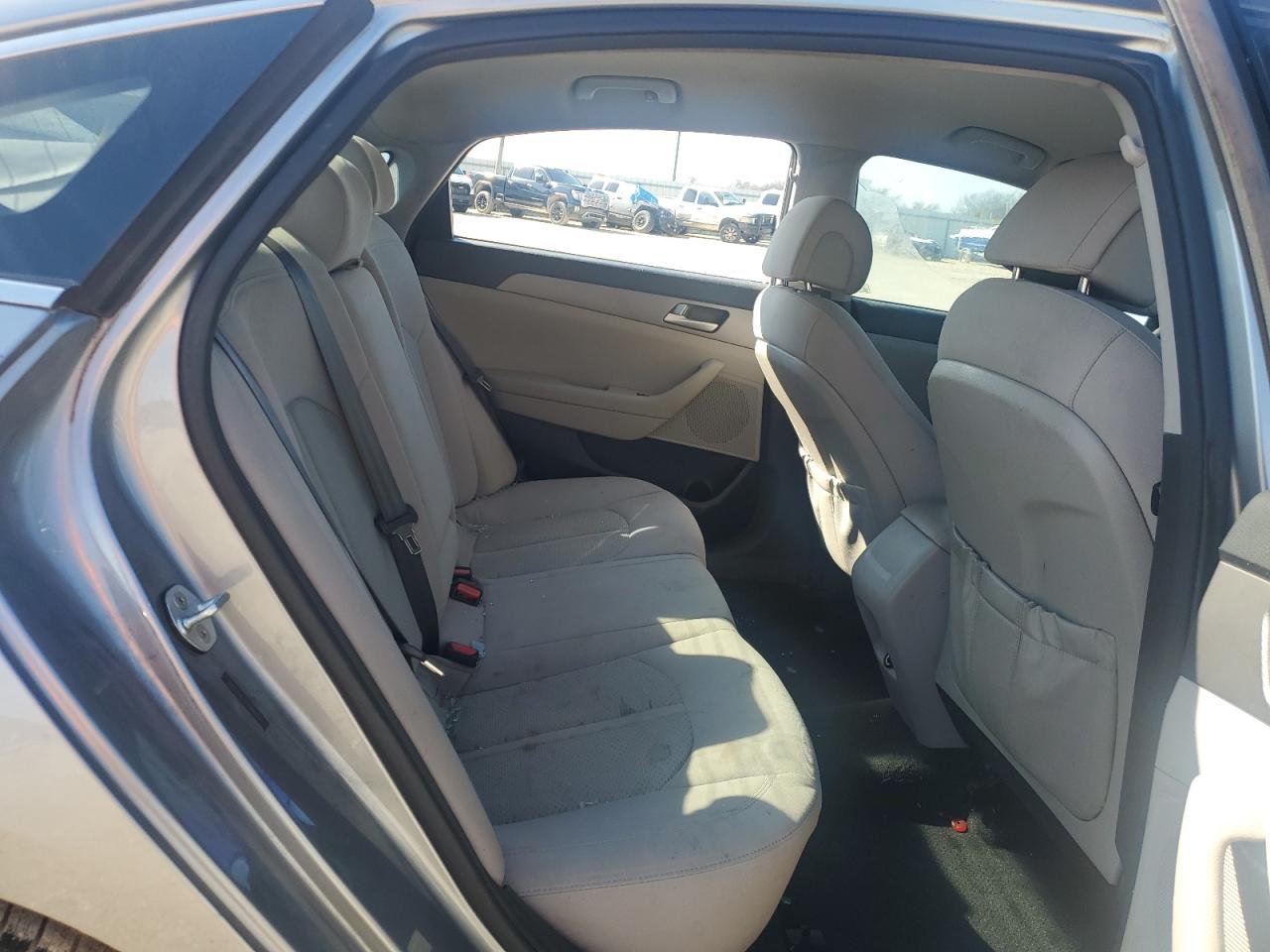 2015 Hyundai Sonata - Image 11