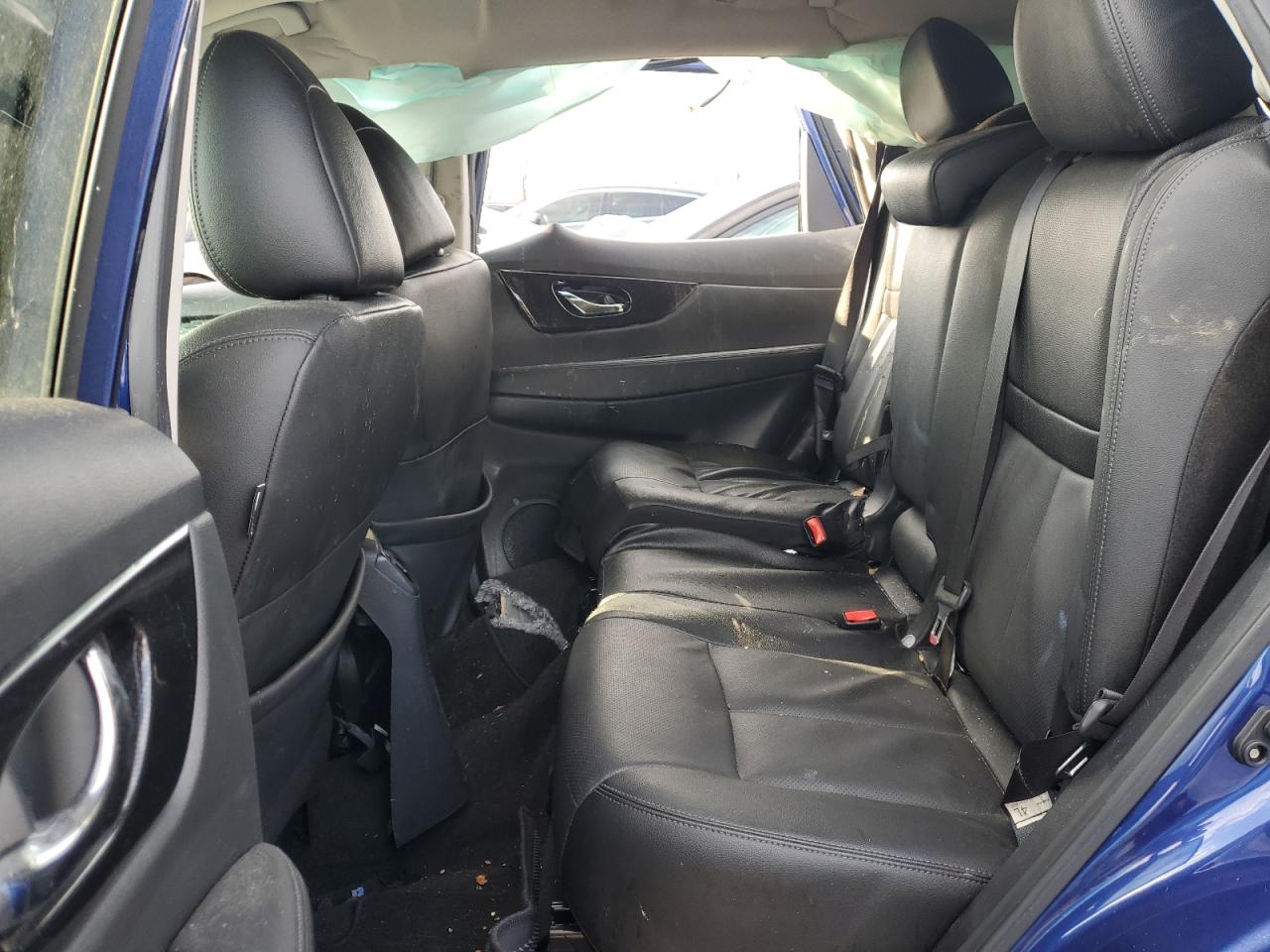 2020 Nissan Rogue - Image 11