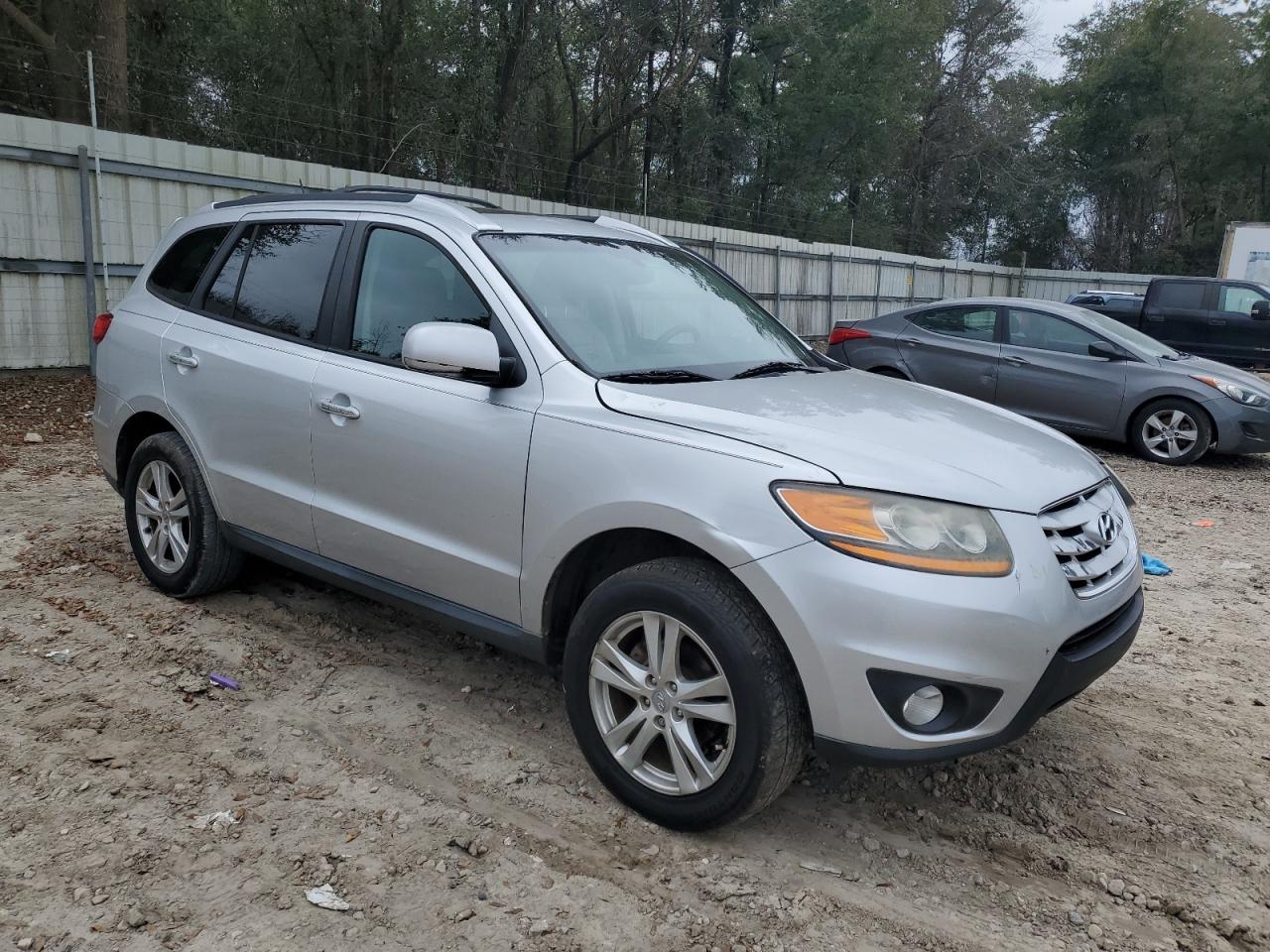 2011 Hyundai Santa Fe - Image 4