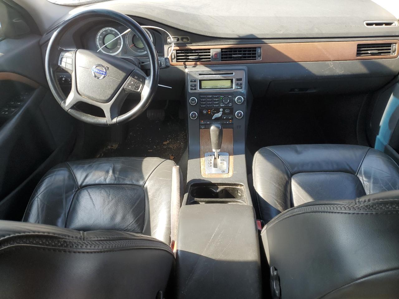 2010 Volvo XC70 - Image 8