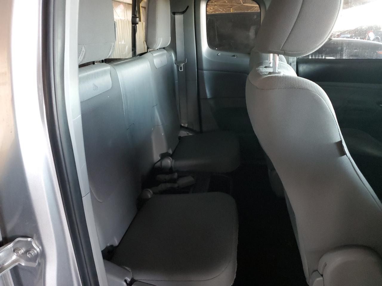 2014 Toyota Tacoma - Image 10