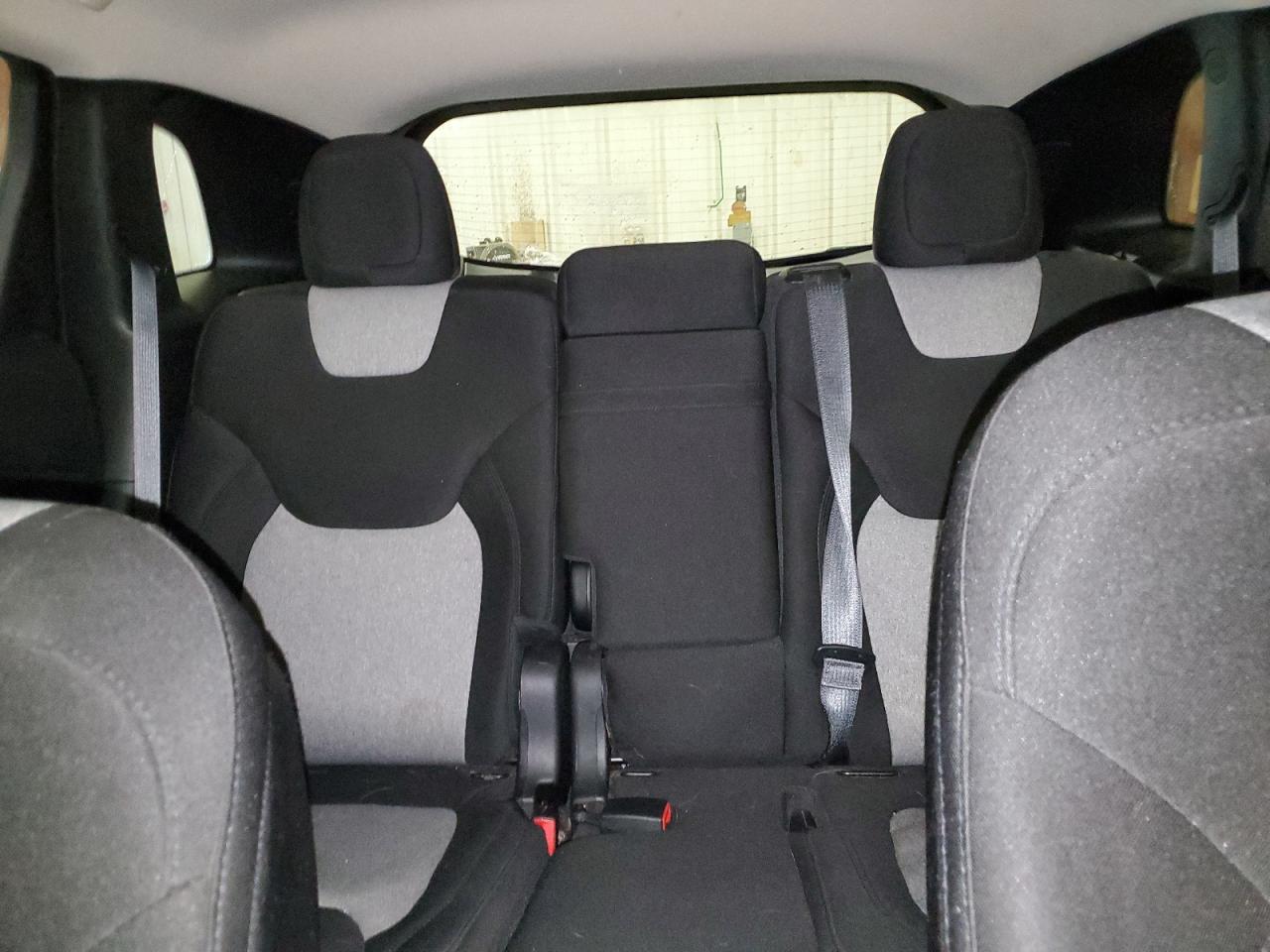 2014 Jeep Grand Cherokee - Image 10